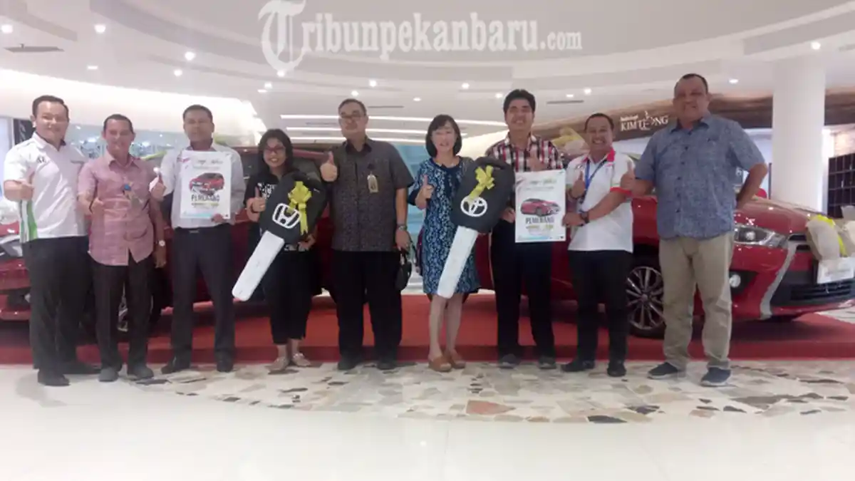 Perempuan Ini Pemenang Hadiah Mobil Program Shop and Win Mal Ska, Ini Ceritanya Soal Belanja