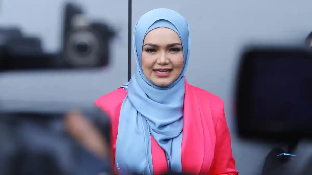 Siti Nurhaliza Umumkan Kabar Duka Lewat Akun Instagramnya
