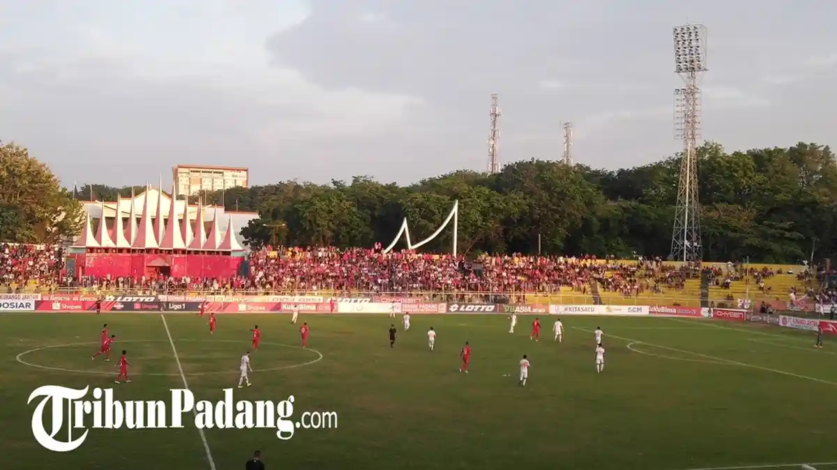 Semen Padang Vs Kalteng Putra Main Malam di GOR H Agus Salim, Kick Off Pukul 19.00 WIB
