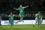 Titik Lemah Persebaya Lawan PSM: Bernardo Tavares Putar Otak Gara-gara 4 Gol Bola Mati