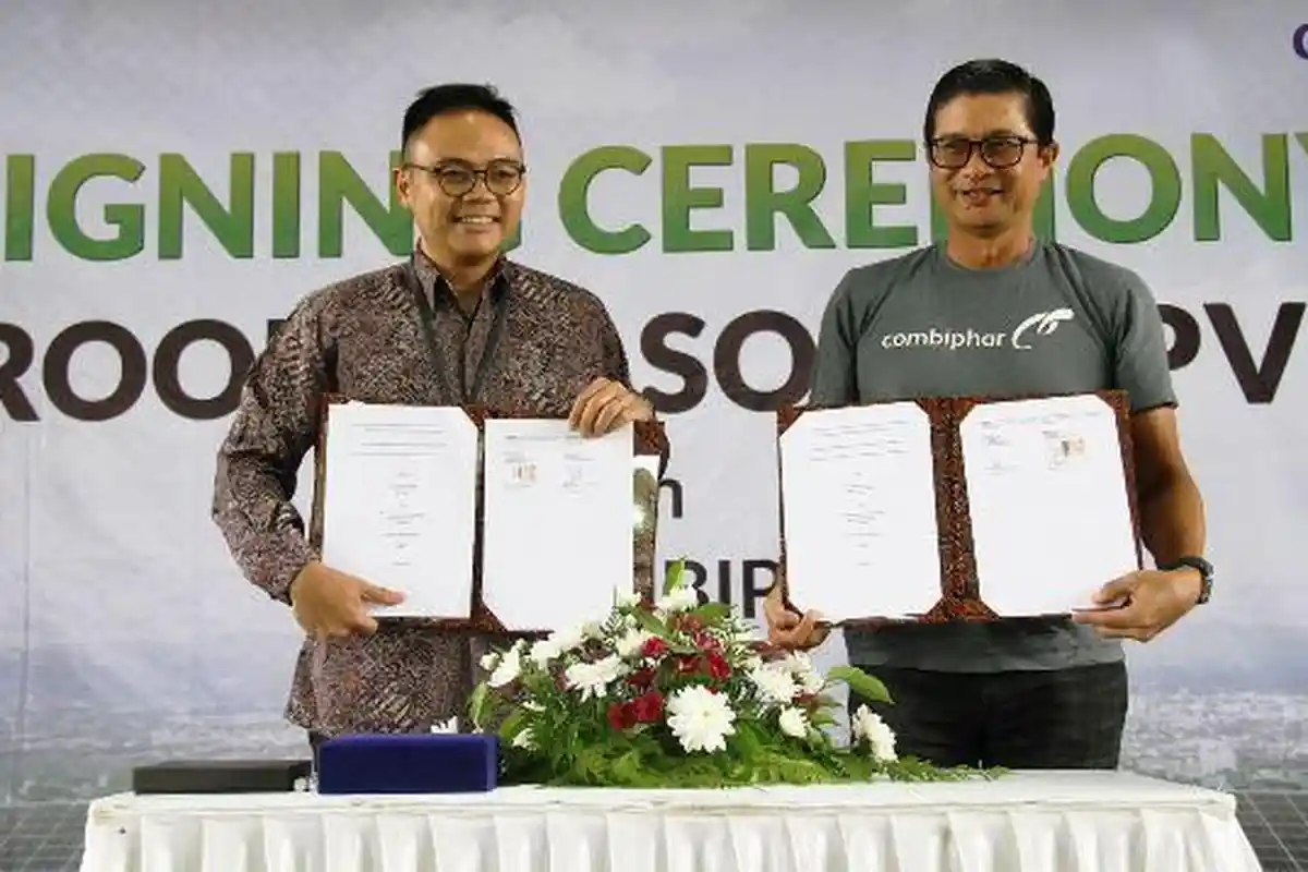 Combiphar Dorong Energi Hijau dengan Pemasangan Panel Surya