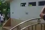 Seorang-ODGJ-akhiri-hidup-di-toilet-masjid-di-Purbolinggo.jpg