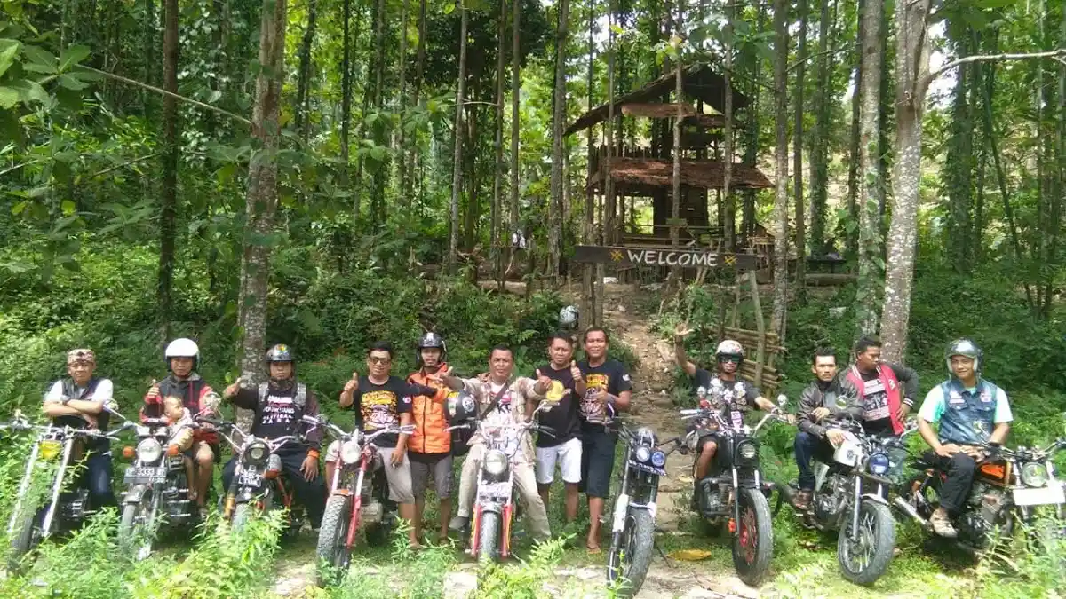 Komunitas Motor Tua Masamba Eksplor Wisata Sulili Baebunta