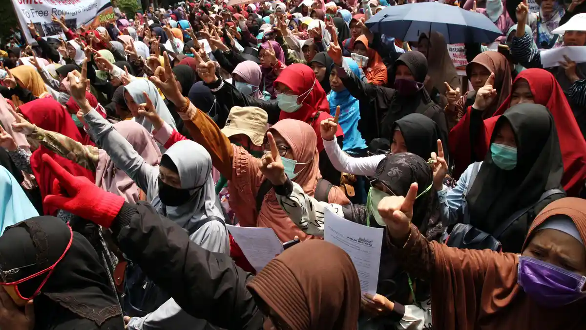 Warga Serbu Polsek Medan Timur Setelah Dengar Penganiaya PRT Mau Dipulangkan