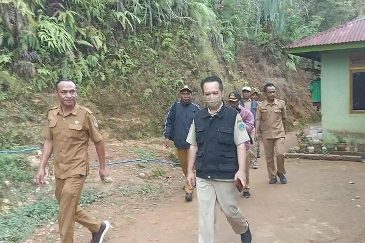 Tim Gabungan Tertibkan dan Eliminasi Anjing di Desa Wejang Mawe Lamba Leda Timur