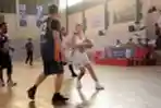 Maria Selena Pukau Penonton Basket di GOR Satria Semarang
