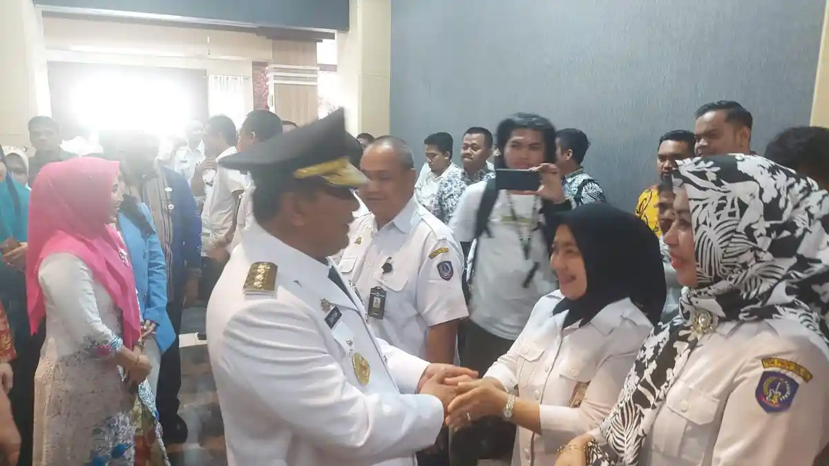Sehari Setelah Dilantik Jadi Pj Gubernur Sulsel, Bahtiar Langsung Masuk Kantor