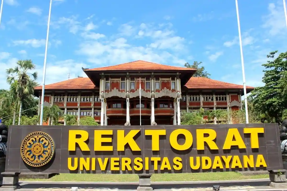 Unud Absen dari Daftar 20 Universitas Terbaik di Indonesia versi Webometrics 2024