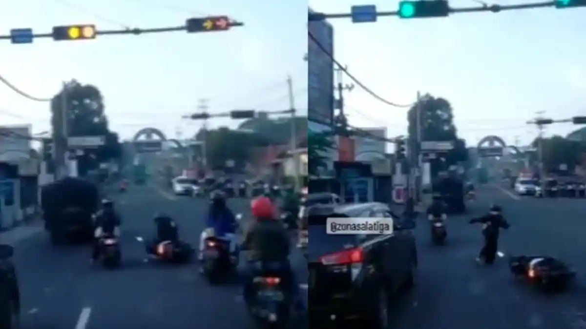 Saking Paniknya Dengar Sirine Damkar, Wanita Ini Tinggalkan Motor di Tengah Jalan