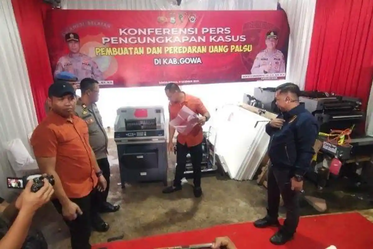 Begini Cara Andi Ibrahim Memboyong Mesin Cetak Uang Palsu Masuk Kampus Dan Mengelabuhi Satpam