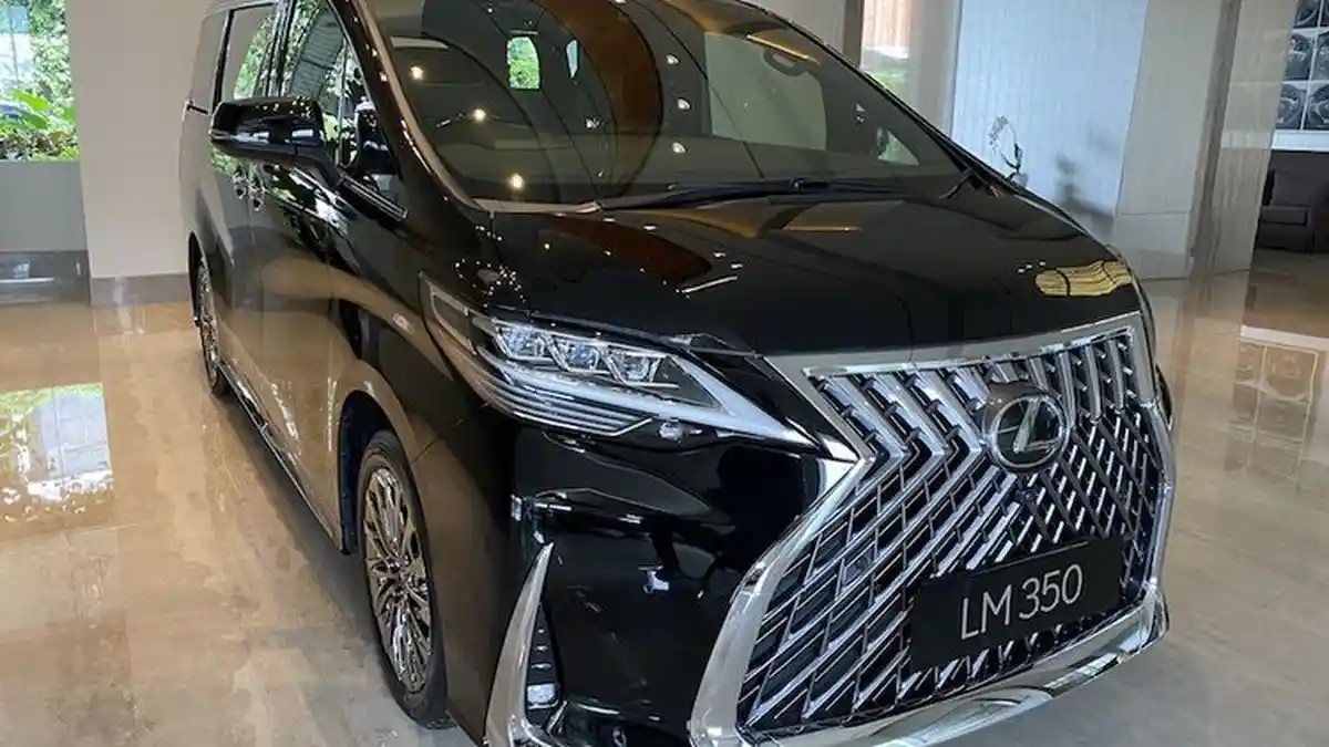 Disebut Kembaran Toyota Alphard, Ini Deretan Fitur Mewah Mobil Sultan, Lexus LM 350