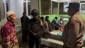 Teror-ketok-pintu-di-tasikmalaya.jpg