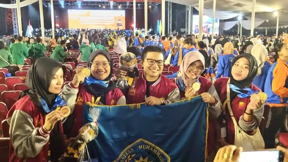 Tim Mahasiswa UMM Raih Dua Medali di Pimnas ke 36 dari Poster dan Presentasi