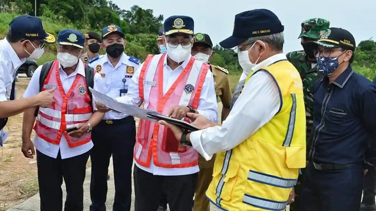 Menhub Budi Karya Sumadi Targetkan Pembangunan Bandara di IKN Selesai pada 2024