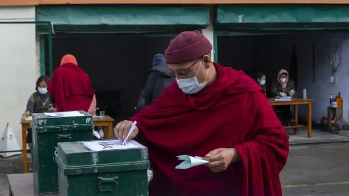 Warga Tibet di Pengasingan Memilih di India Bagi Pemimpin Politik Baru Mereka