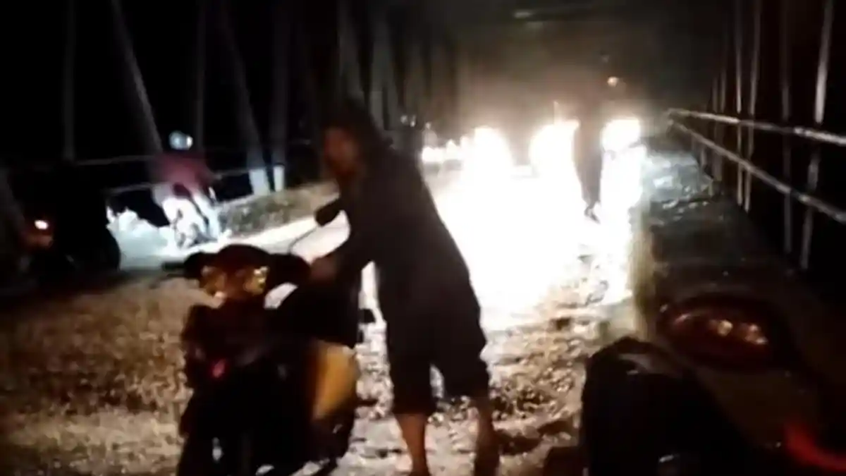 Makhluk Apa Ini, Serbu Jembatan Sungai Klawing hingga Bikin Celaka Pengendara di Purbalingga