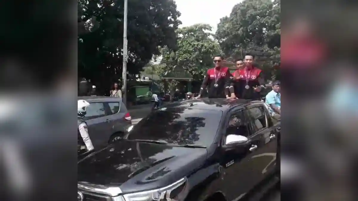 Pulang dari Vietnam, 3 Atlet Kabupaten Bogor Ini Diarak Keliling Kota