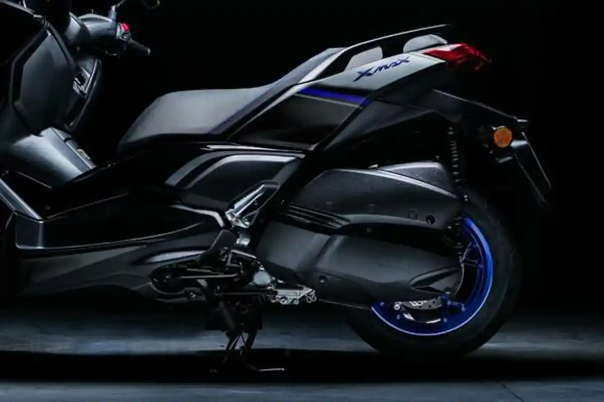 Sentuhan Warna dan Grafis Baru yang Buat XMAX Connected Tampil Lebih Sporty - 20240212-6.jpg