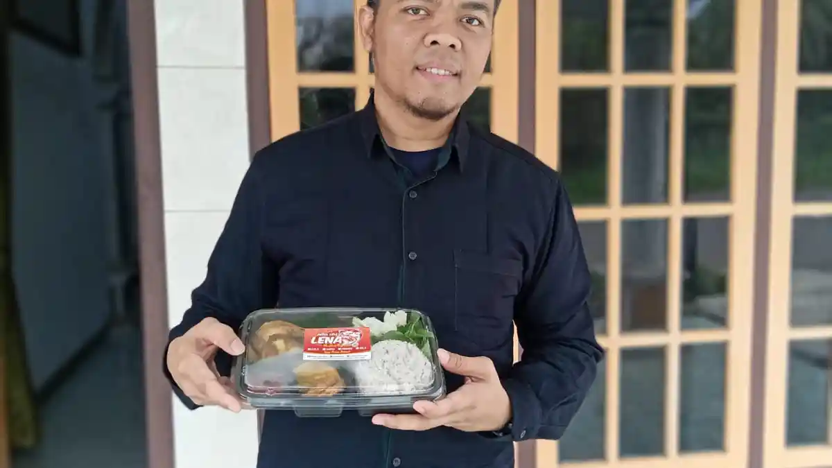 Pecel Lele Lena di Kota Jambi Layani Catering dari Dapur Rumah