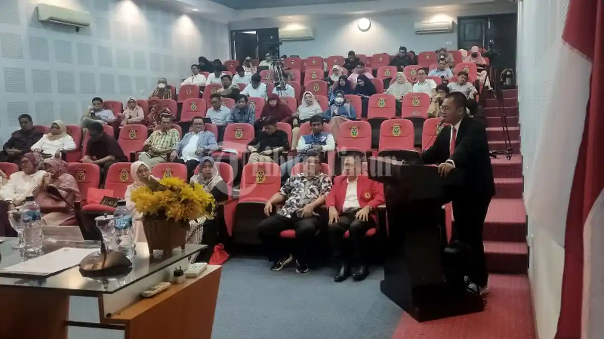 Teliti Konflik Suporter, Andi Ahmad Hasan Tenriliweng Capai Prestasi Doktor - doktor-Acank2.jpg