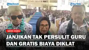 Susanti-Dewayani-mendapat-sambutan-hangat-oleh-lebih-dari-1500-guru.jpg