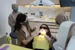 Smiluxe-Dental-Clinic-yang-memanfaatkan-teknologi-seperti-digital-smile-design.jpg