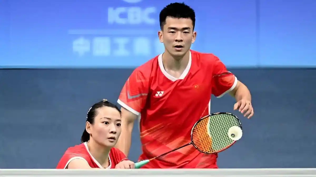 Profil Zheng Siwei, Pebulu Tangkis Ganda Campuran China Umumkan Pensiun Dini
