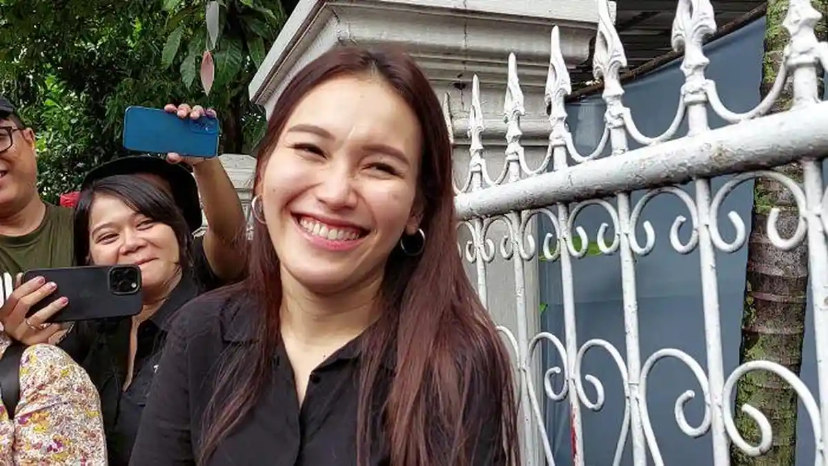 10 Tahun Menjanda, Ayu Ting Ting Serasa Mimpi Ada Pria Melamarnya