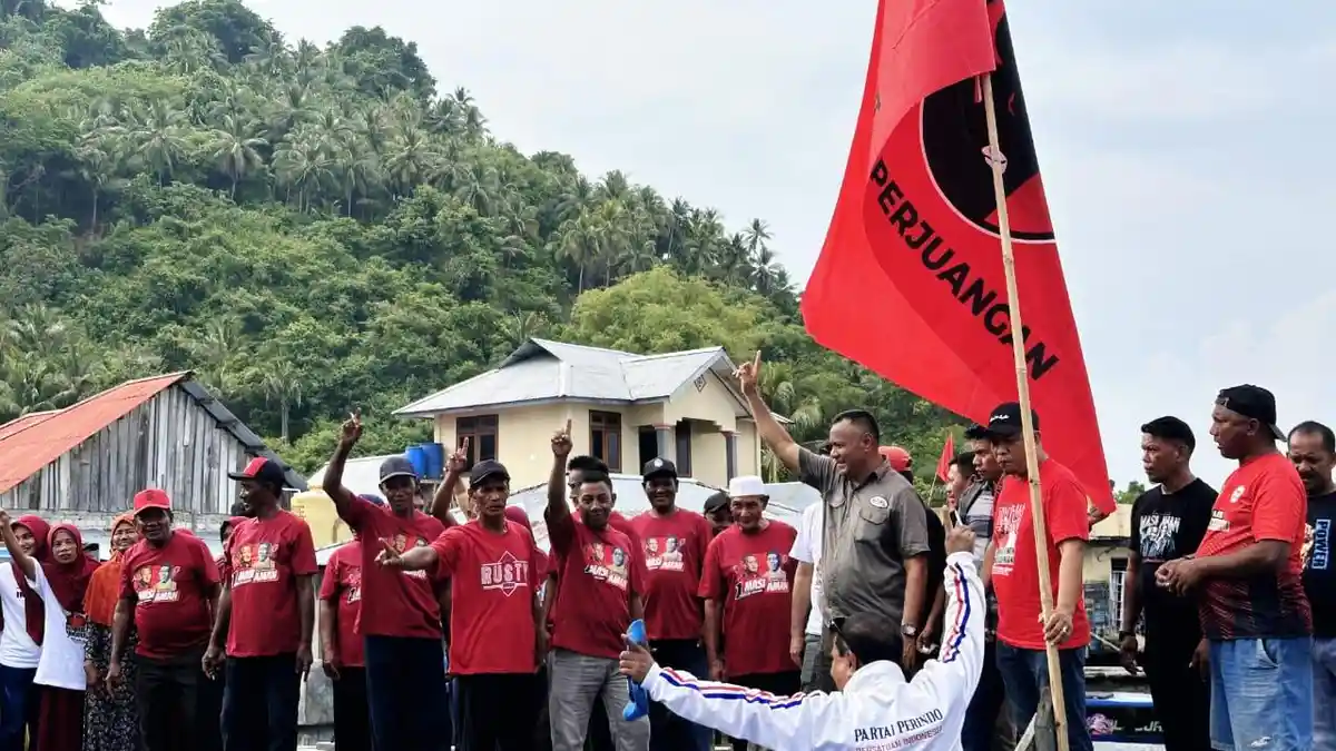 Kampanye di Desa Mare Gam Tidore, Warga Minta Paslon Masi Aman Bangun Pustu hingga Renovasi Sekolah