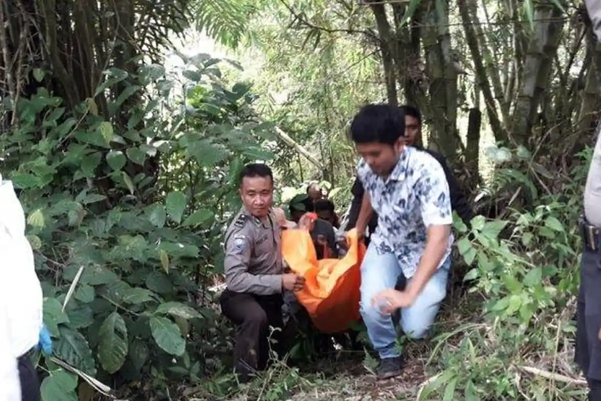 KRONOLOGI Mayat Siswi SMK Ditemukan Telanjang di Ladang, Pelaku Buang Pakaian Dalam Korban