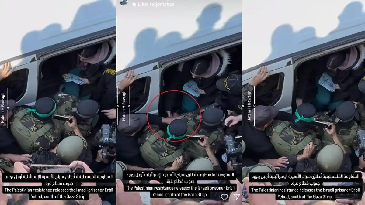 Momen Tentara Wanita Israel Minta Digandeng Pasukan Al-Qassam saat Dibebaskan, Tangan Digenggam Erat