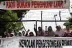 Aksi Penolakan Pengosongan Rumah Dinas TNI
