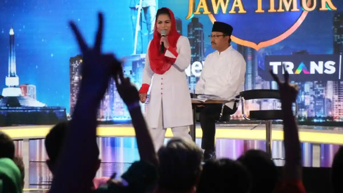 Gus Ipul, Puti Soekarno, Kiai Sepuh dan Santri Gelar Doa Akbar “Mengetuk Pintu Langit”