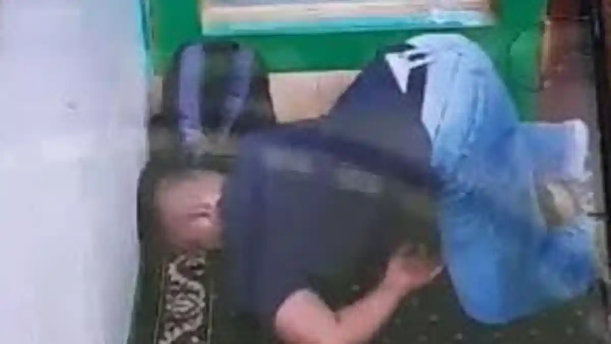 Geger Pria di Gresik Meninggal saat Sujud di Masjid Al Ittihad, Polisi Beber Kondisi Terakhir