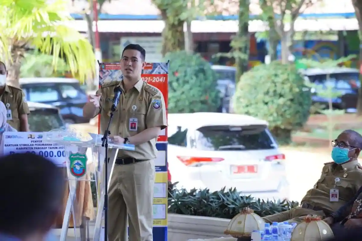 Pangkep Dapat Bantuan PJUTS 1.250 Unit, Anggaran Pemeliharaan Dibebankan ke Dana Desa