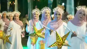 Senin-1562026-malamlampion.jpg