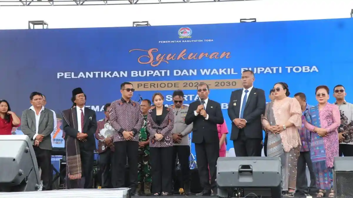 Masyarakat Toba Rayakan Pelantikan Bupati-Wakil Bupati Periode 2025-2029