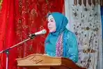 Ketua-TP-PKK-Kabupaten-Solok-Emiko-Epyardi-Asd.jpg