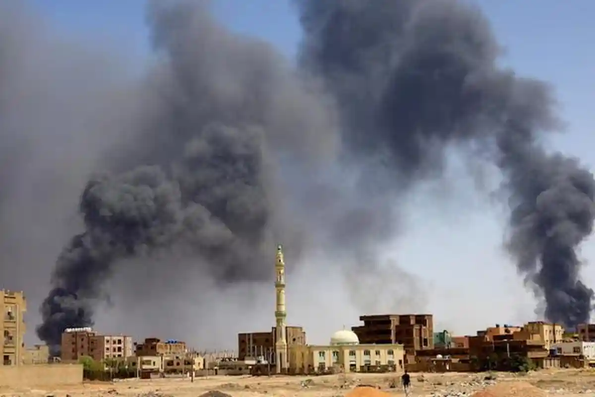 Konflik Sudan Berlanjut, 1,3 Juta Warga Mengungsi Saat Jet Tempur Jatuh di Dekat Khartoum