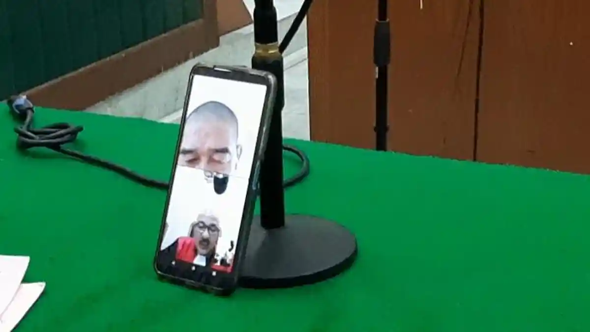 Sadisnya Tjing San, Gorok Leher Istri Hingga Jari Tangannya Nyaris Putus