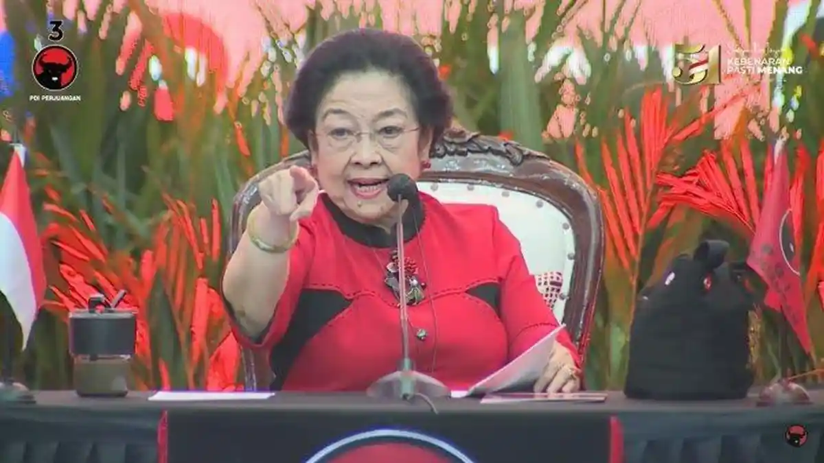 Ketum PDIP Megawati Tantang Jokowi Tunjukan Ijazah Asli 'Kok Susah Amat Ya'