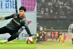 kiper-thailand-shaolin-soccer.jpg