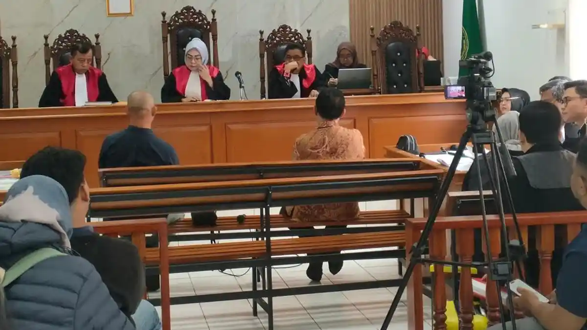 Yossi Irianto Beri Kesaksian Dalam Sidang Dugaan Korupsi Pengelolaan Kebun Binatang Bandung