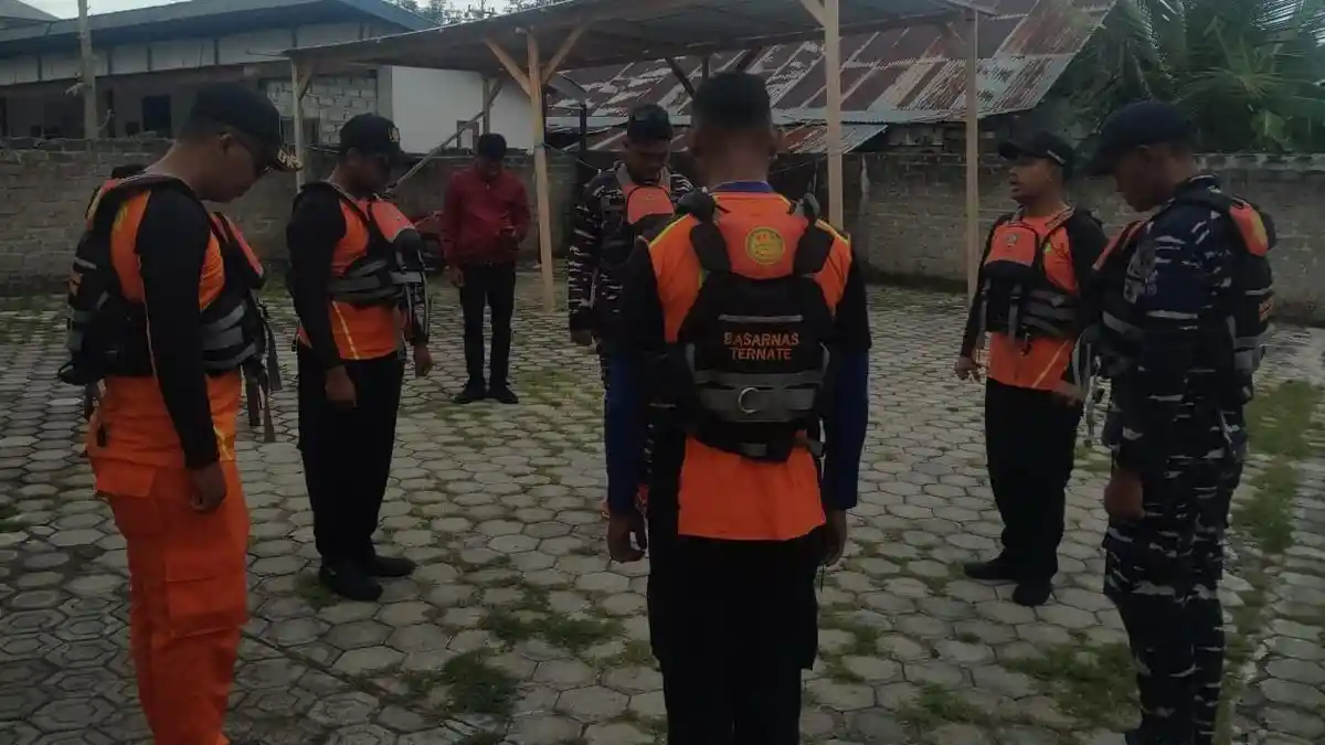 Identitas 7 Penumpang Longboat dari Desa Kawasi yang Hilang Kontak di Perairan Maluku Utara