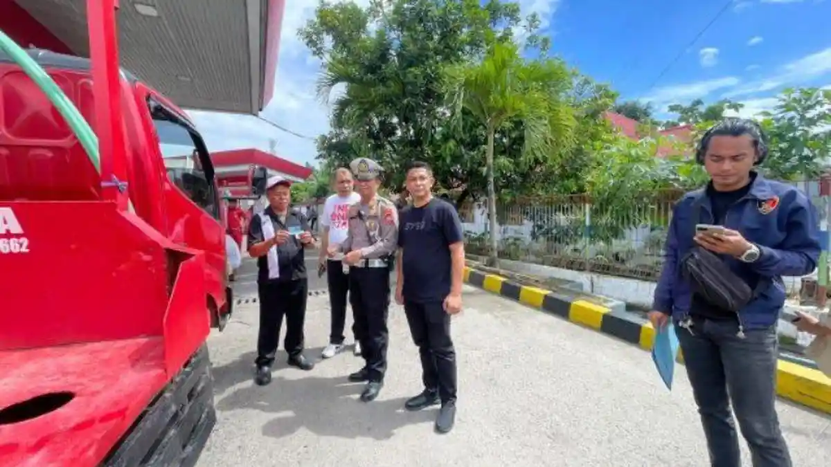 4 Mobil Dump Truk Diamankan Polres Kotamobagu saat Sidak di SPBU Matali dan Mongkonai 