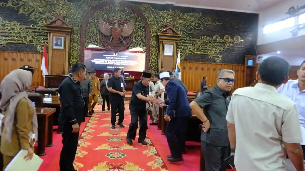 Wagub Sani: 5 Ranperda Inisiatif DPRD Diharapkan Beri Manfaat dan Dorong Kelancaran Pemerintahan