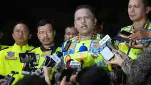 Kakorlantas-Polri-Irjen-Agus-Suryonugroho-kepada-wartawan-di-Semarang-Jawa.jpg