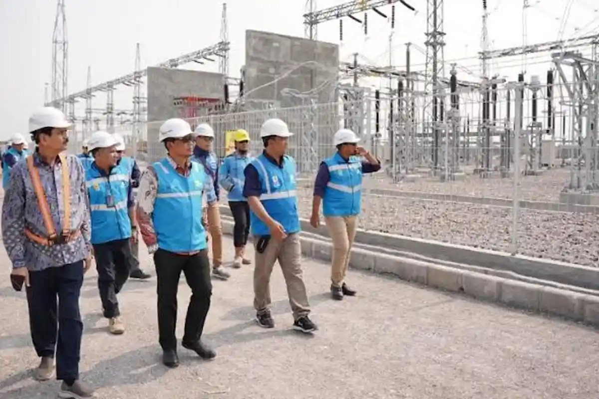 PLN Operasikan Pelanggan Curah Pertama di Jawa Timur