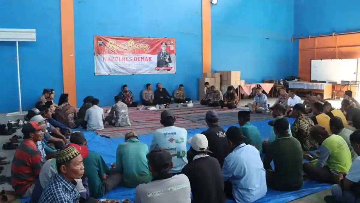 "Ngopi Bareng" Program Mingguan Polres Demak Jaring Aspirasi Warga, Perdana di GOR Katonsari