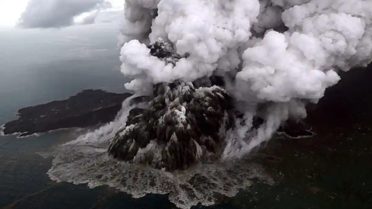 7 Letusan Terdahsyat Gunung Berapi di Dunia, Letusan Gunung Toba Duduki Posisi Pertama
